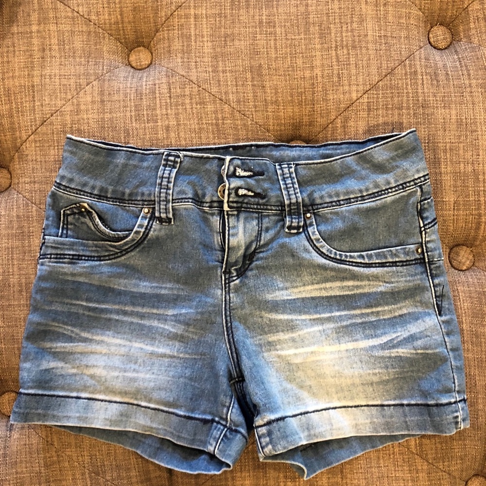 high wasted double button denim shorts